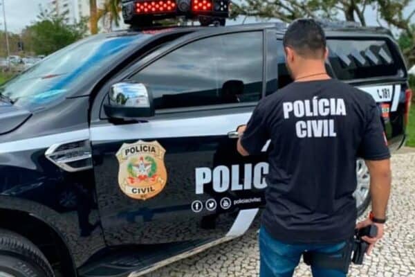 Casal é detido em flagrante por tentativa de homicídio de bebê de 2 meses