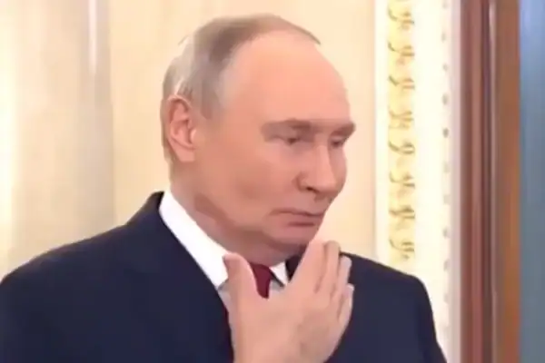 Kremlin apaga vídeo de Vladimir Putin tossindo em gravação para o Dia Internacional da Mulher