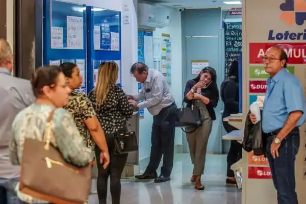 Casas lotéricas deixam de oferecer Pix Saque e Pix Troco