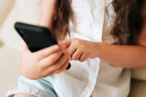 Conheça o ECA Digital, a nova legislação para proteção de menores de idade que entra em vigor nesta terça-feira