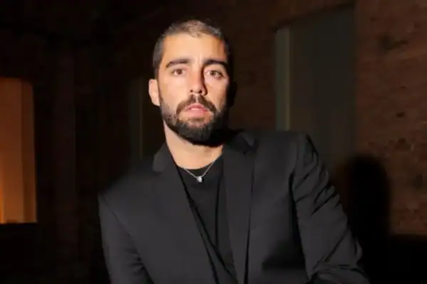 Pedro Scooby promove festa surpresa para o filho após imbróglio com Piovani; vídeo