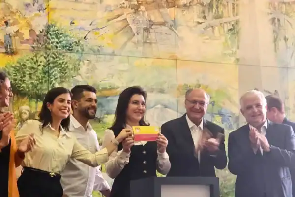 Simone Tebet anuncia pré-candidatura ao Senado e questiona ‘ingratidão’ do governo de SP