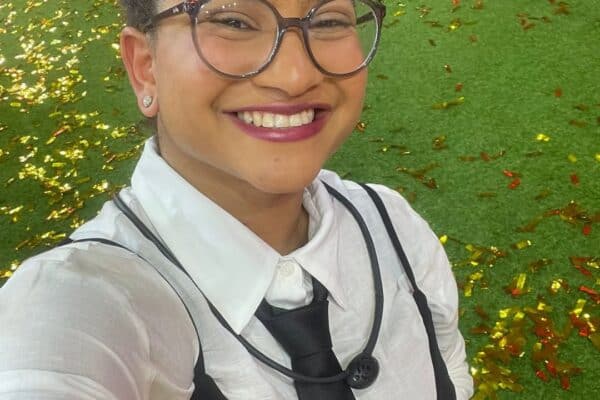 Milena revela que costumava pegar dinheiro deixado em oferendas: “Tenho medo não”