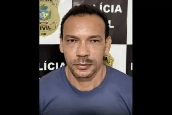 Pastor é detido por enviar ‘nude’ a adolescente e abusar de fiéis