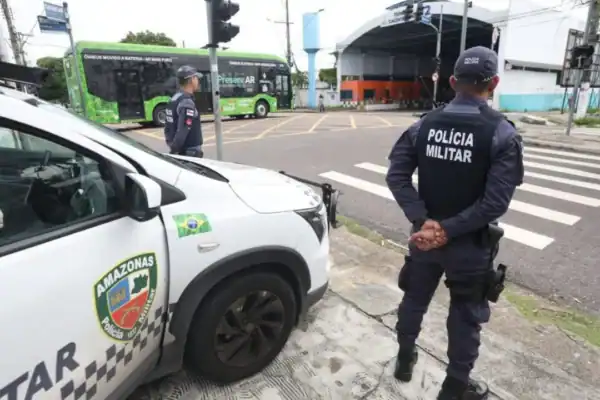 Briga em unidade de saúde de Manaus deixa vigilantes feridos