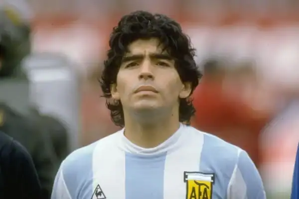 Retomado julgamento sobre morte de Maradona após anulação do processo