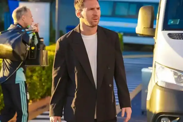 Messi compra clube profissional UE Cornellà na Espanha