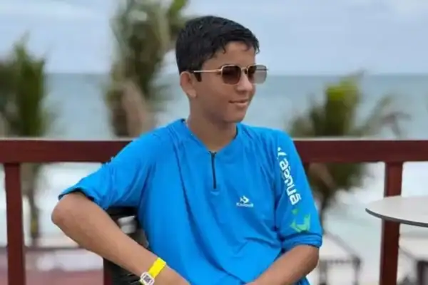 Adolescente de 14 anos passa mal em treino de futebol e morre