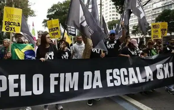 PEC que acaba com a escala 6×1 é aprovada na CCJ da Câmara