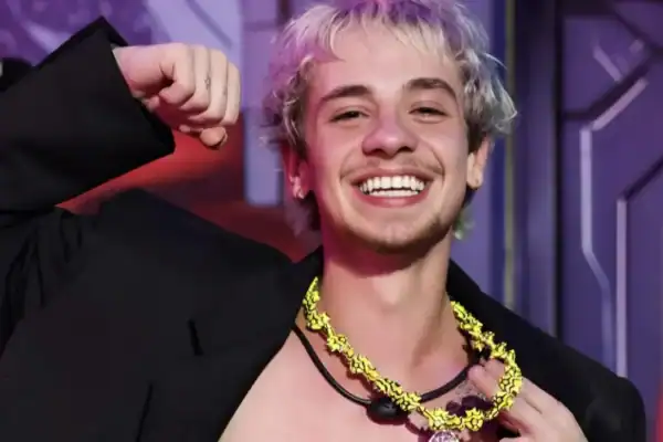 Juliano Floss conta desentendimento com a mãe antes de ingressar no BBB 26
