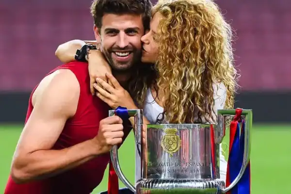 Piqué contesta versão do término com Shakira dois anos após acusações de traição
