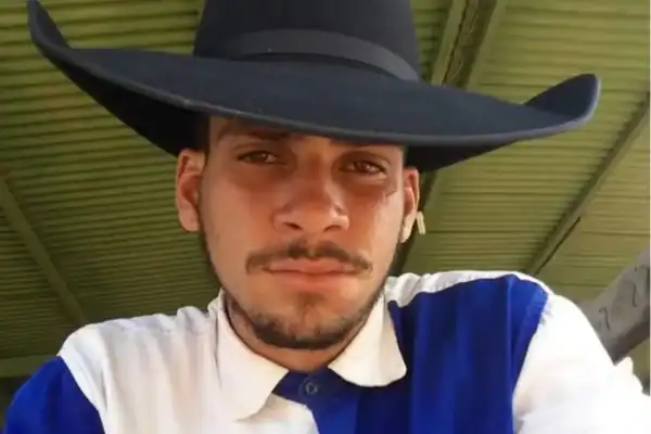 Peão de 25 anos morre após ser pisoteado por touro em rodeio em Rondônia