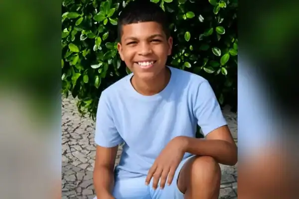 Menino de 11 anos é morto durante tiroteio entre PM e traficantes