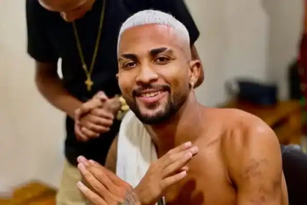 Quem era o cantor Zau O Pássaro, morto em acidente na Bahia