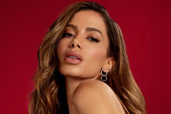 Atriz de ‘O Agente Secreto’ é apontada como novo affair de Anitta; descubra quem é