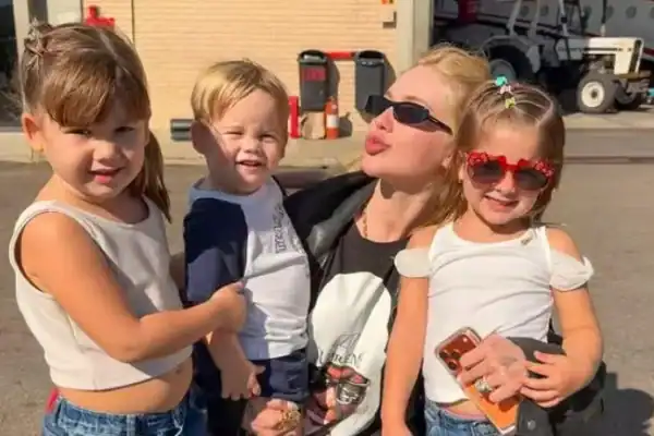 Virginia Fonseca relata dificuldade ao criar filha do meio e explica razão