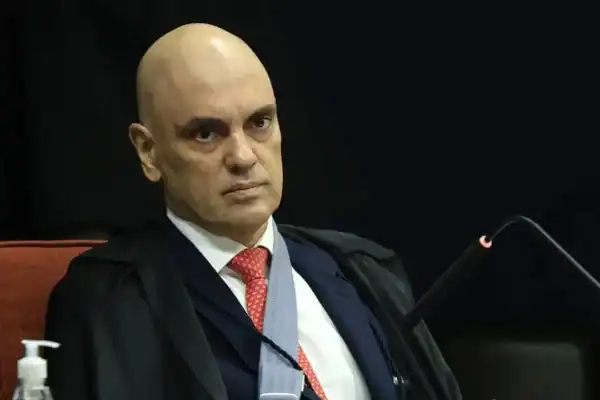 Moraes suspende uso da Lei da Dosimetria até julgamento do STF