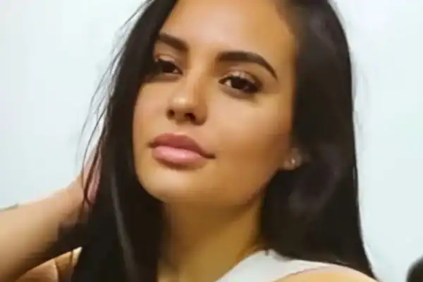 Ex-carcereira flagrada com detento confessa: ‘Tive relações com quem não devia’