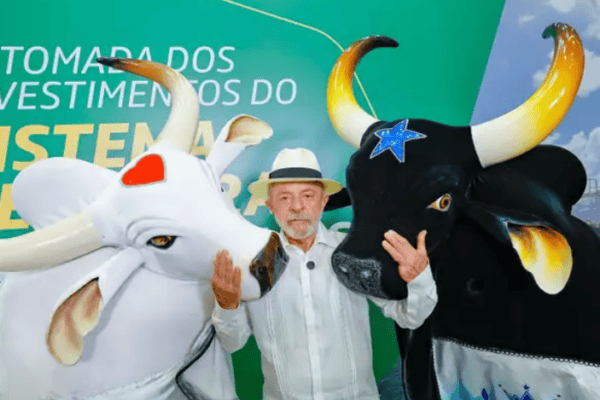 Lula fala no Amazonas que a escala 6×1 deve acabar e menciona trabalho doméstico