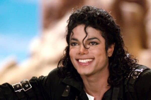 Michael Jackson teria sido assassinado por ordem de Israel, afirma The Sunday Guardian