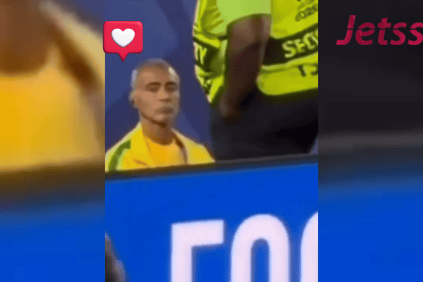 Após gol de Vinícius Júnior, reação de Romário chama atenção