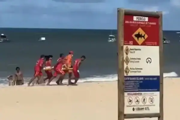 Menino de 11 anos sofre ataque de tubarão na Praia de Piedade