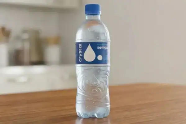 Água Crystal: saiba como identificar o lote contaminado por bactéria