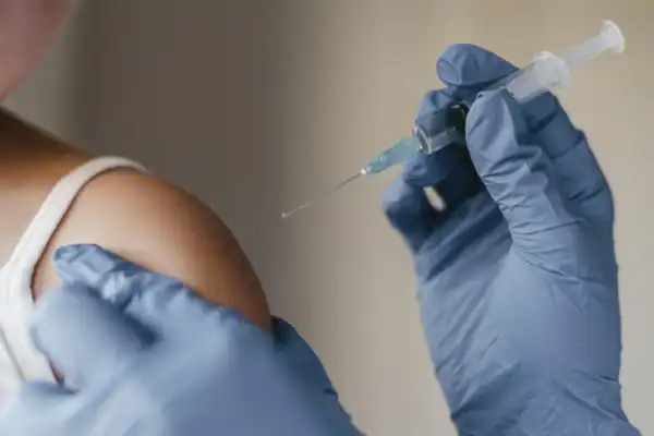 Vacinado com a vacina da dengue suspensa pelo Ministério da Saúde? Veja o que fazer