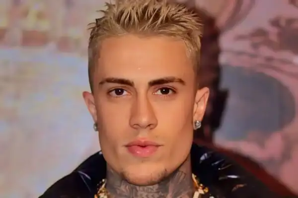 MC Daniel aparece machucado após confusão com ex-jogador em jogo beneficente