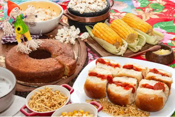 Cinco comidas típicas que não podem faltar na festa junina