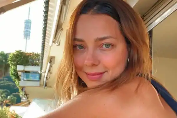 Carol Dantas rebate críticas por presença na Copa do Mundo de Clubes e ressalta respeito à família de Neymar