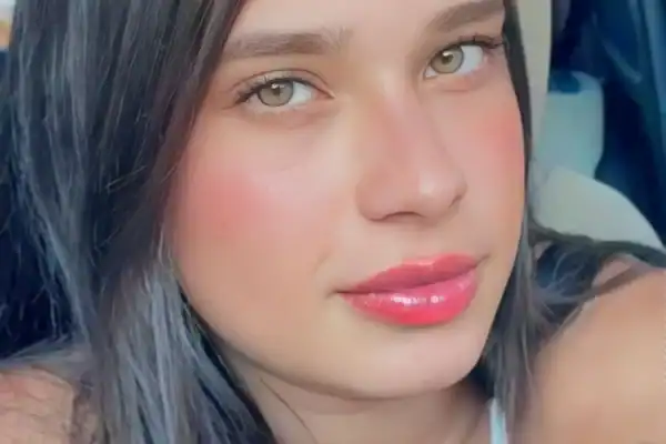Família de Maria Eduarda se manifesta uma semana após tragédia no salto de rope jump