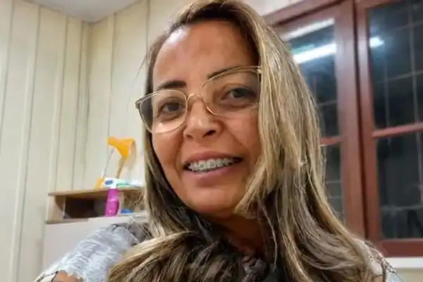 Suspeito de matar professora tentou fazer ex-companheira engolir celular