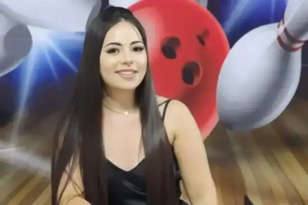 Ex-namorado de jovem encontrada morta em apartamento se entrega à polícia