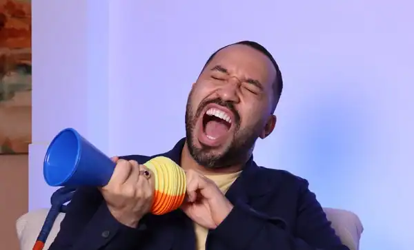 Gil do Vigor compartilha preferência por clima romântico na hora do sexo