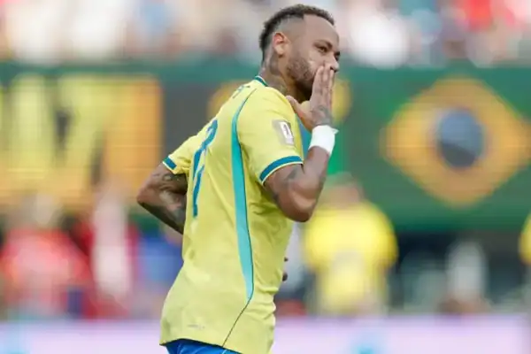 Neymar é visto curtindo férias nos Estados Unidos após eliminação na Copa do Mundo
