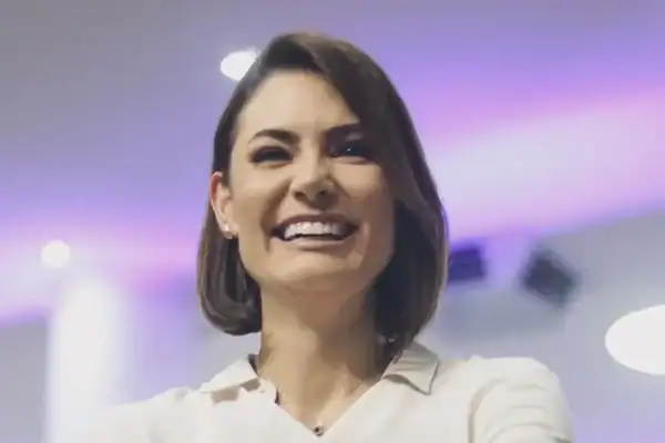 Michelle Bolsonaro cita Lula como exemplo ao dizer que ‘não tem pressa’