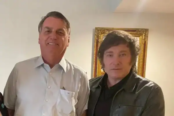 Moraes recusa pedido para visita de Javier Milei a Jair Bolsonaro