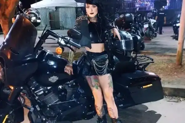 Miss Tattoo é assassinada dias antes de festival e abala fãs