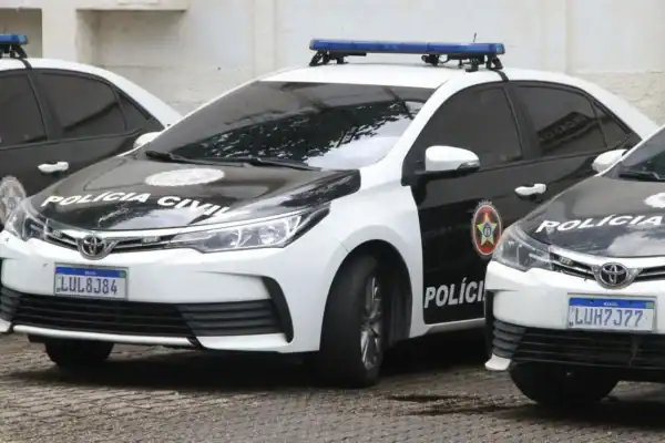Homem mata a mãe e revela detalhe perturbador à polícia