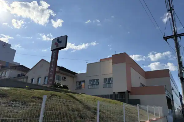 Esposa é principal suspeita de cortar mangueira de oxigênio de homem internado na UTI
