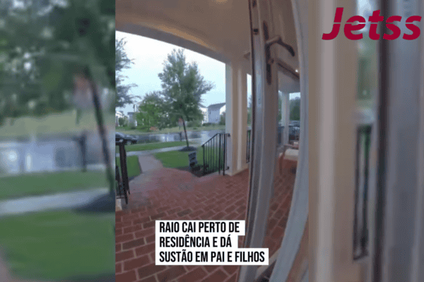 Raio cai perto de residência e dá susto em pai e filhos