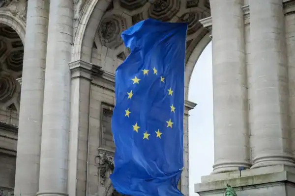 UE convoca encontro emergencial para tratar crise migratória na Espanha