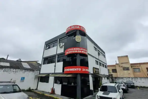 Criminoso invade residência, abusa de jovem e é capturado após fuga na zona sul de SP