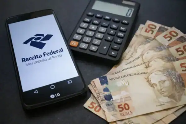 Receita Federal paga 4º lote de restituição do IR no fim de agosto para contribuintes regularizados
