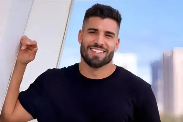 Ex-marido de Carol Nakamura responde às críticas após pedir ajuda para comprar fraldas