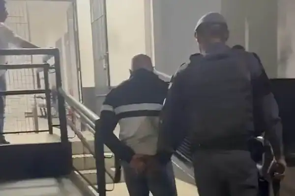 Instrutor de Jiu-Jitsu de projeto da Prefeitura é detido por suspeita de violência contra menor