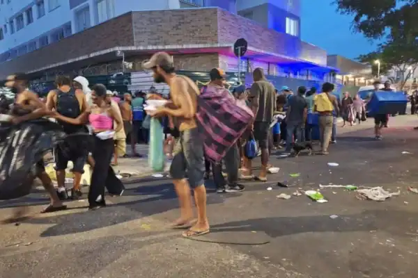 Desafios no atendimento de dependentes químicos em SP um ano após dispersão da Cracolândia