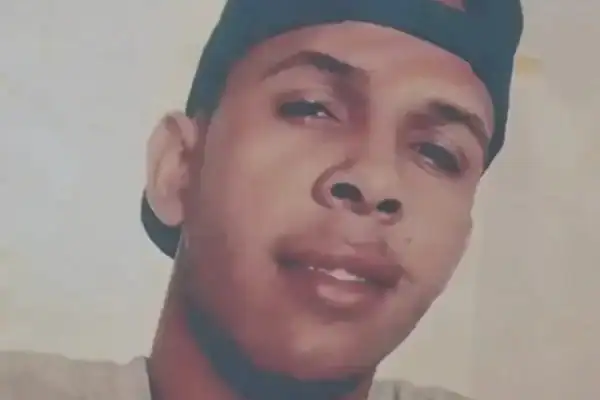 Policiais são denunciados por supostamente lançar vivo adolescente de ponte