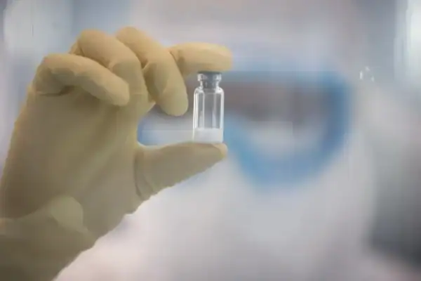 Vacina contra câncer reduz recidiva e progressão do melanoma em teste crucial